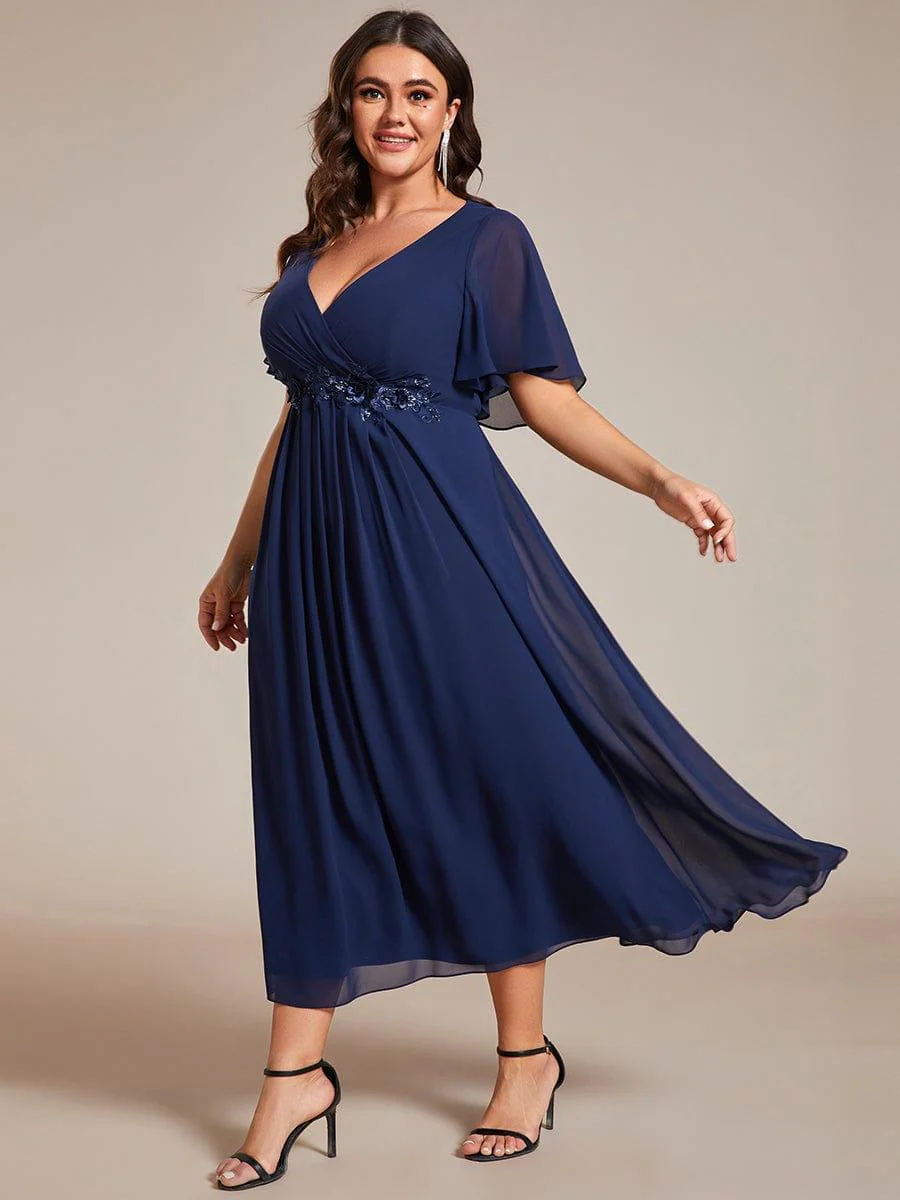 pretty DAHLIA|Plus Size V-Neck Chiffon Midi Wedding Guest Dress with Waist Applique (Final Sale) - Image 23