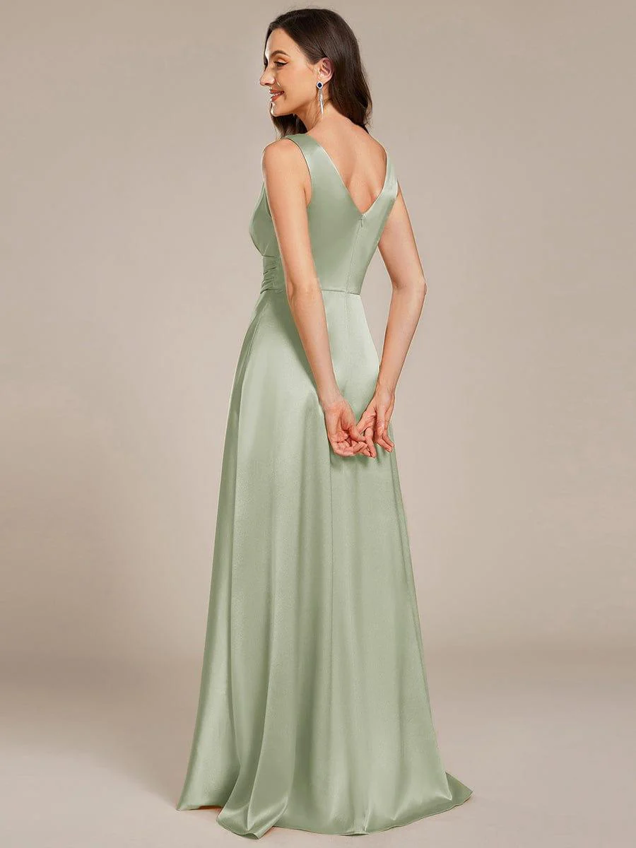 ever INDY|Sleeveless Empire Waist Satin Maxi Bridesmaid Dress With Pockets In Sage Green - Image 2